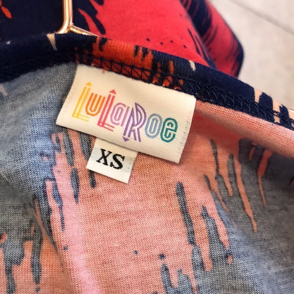 Lularoe Irma top bundle - Picture 6 of 7